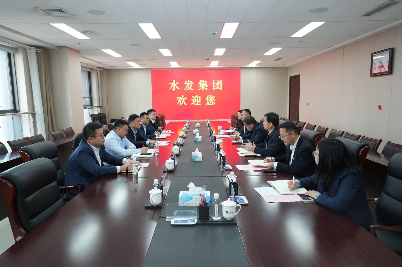 劉志國與華夏銀行濟南分行黨委書記、行長張志剛座談交流
